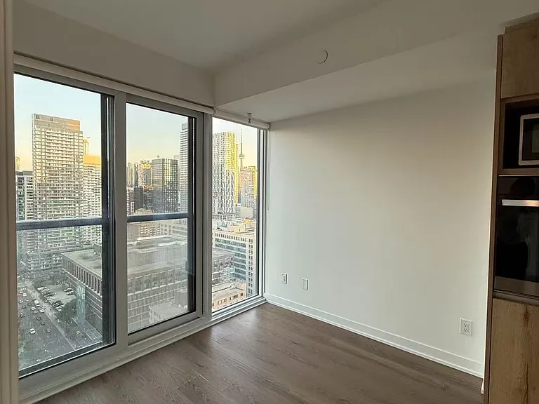 319 Jarvis St #2817 — Photo 3
