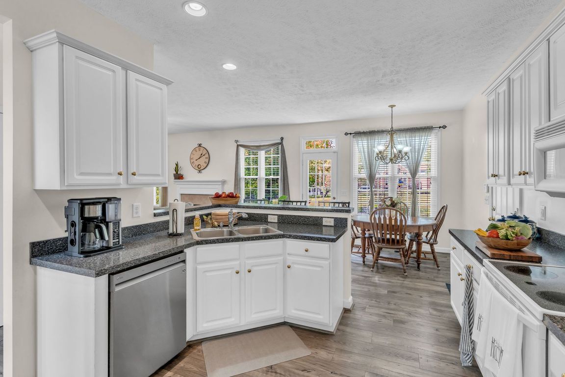 next background image