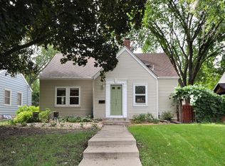 221 Vincent Ave N, Minneapolis, MN 55405
