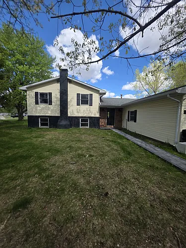199 Lakeview Dr Photo 1