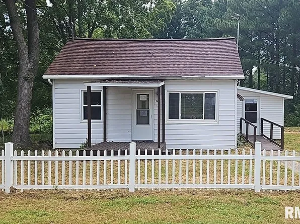 306 E Gossett St, Norris City, IL 62869
