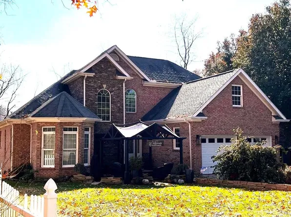 834 Wayne Ave NE, Abingdon, VA 24210