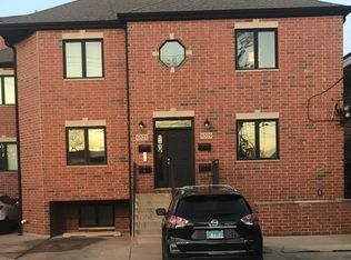 6521 N Oketo Ave #1, Chicago, IL 60631