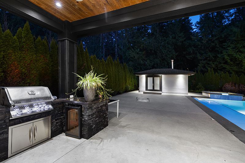 West Vancouver House for rent - 7 Bedrooms — photo 26
