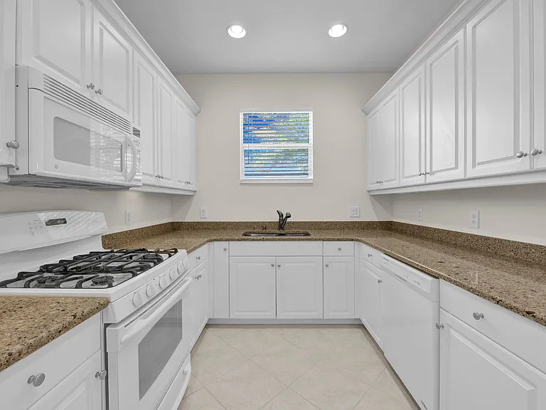 3171 Cottonwood Bnd #1105 — Photo 38