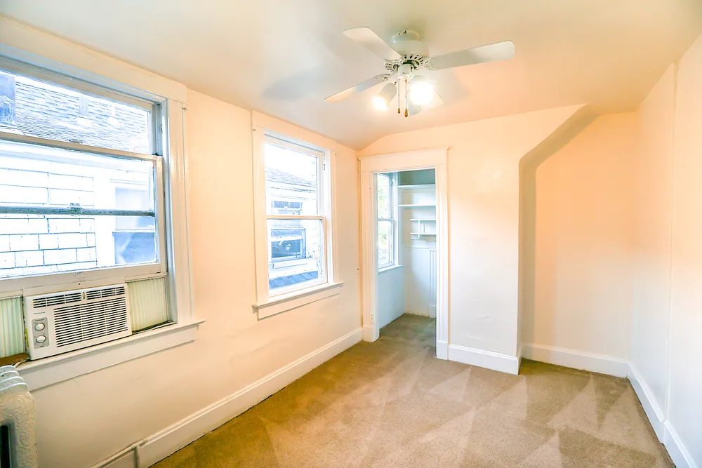 2 bed, 1.0 bath, 1106 sqft, $1,790 — Photo 3