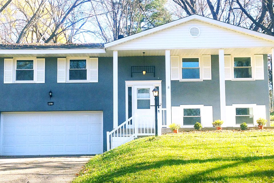 Welcome to 961 Gershwin Ave 