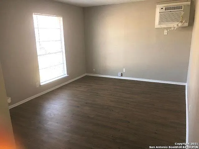 5418 Indian Pipe St — Photo 3