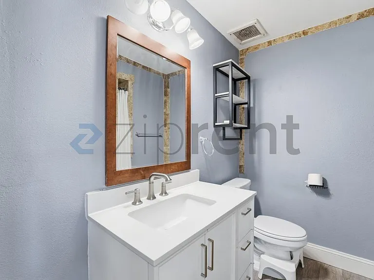 1228 E Barbara Dr — Photo 17