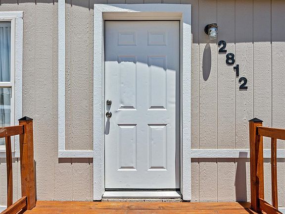 3rd image of 2812 N Niagara Cir