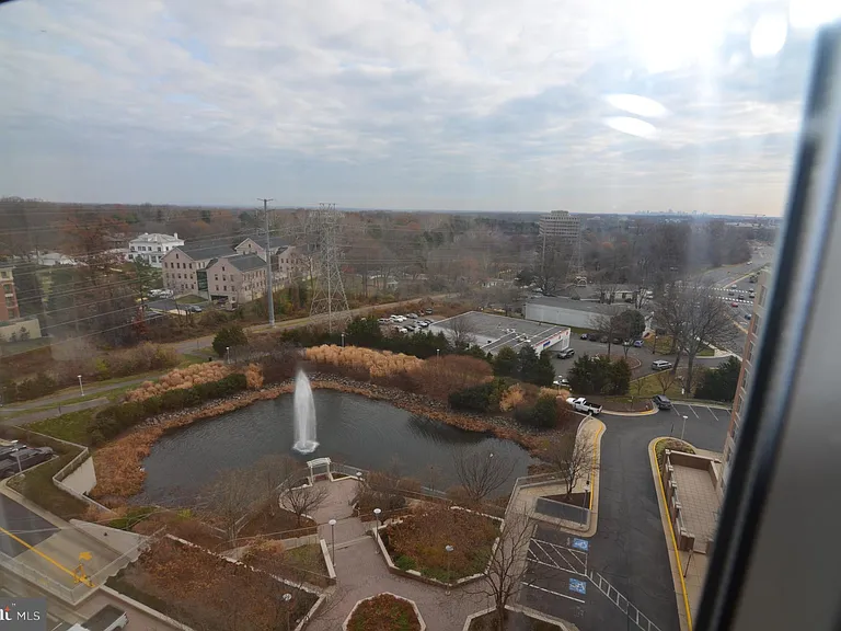 11800 Sunset Hills Rd #1102 — Photo 12