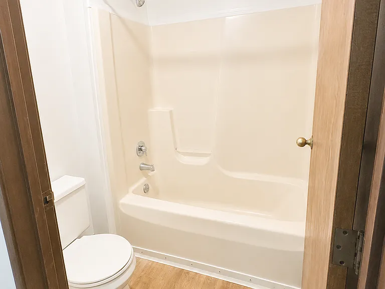 Rapids Studio Apartments — Photo 11