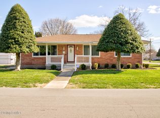 900 Parkway Dr, Louisville, KY