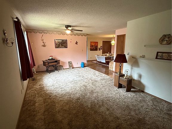 2nd image of 2806 N Frankfort Ave