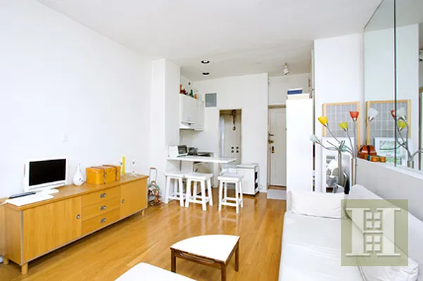 Sold by Halstead Real Estate | media 2
