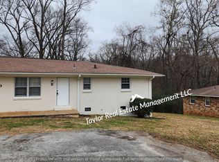 109 Doris Ln #B, Florence, AL 35630