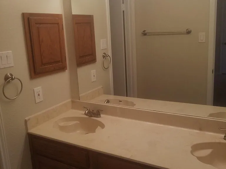 6407 Gray Rdg — Photo 13