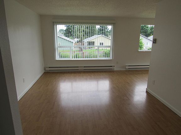 3rd image of 227 170th St E APT B