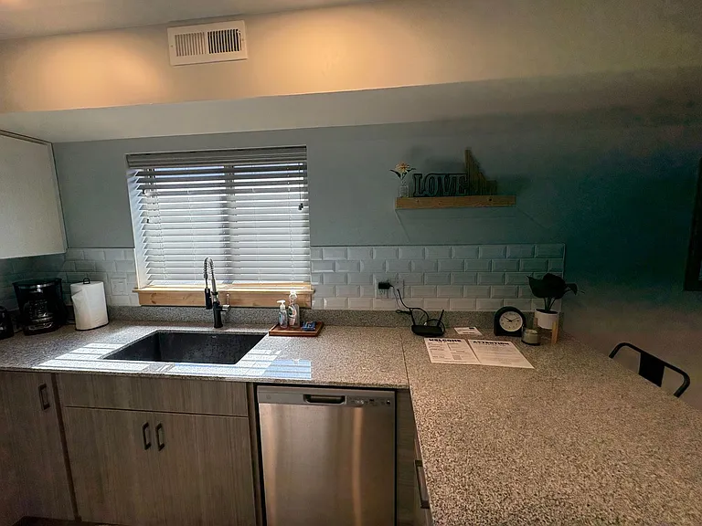 280 E Lorene St #19202 — Photo 7