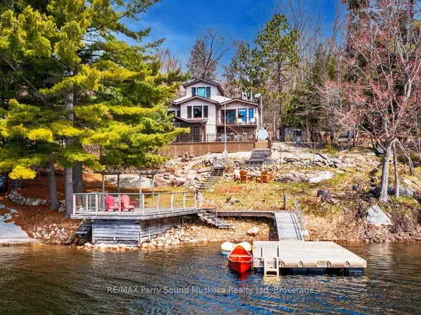 58 Rockcliffe Dr N, Carling, ON P0G 1G0