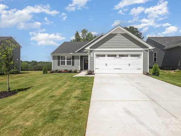 624 Coopers Mill Dr, Westminster, SC 29693