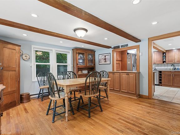 5th image of 488 Shenandoah Road
