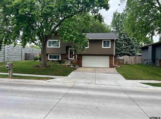 6903 S 148th St, Omaha, NE 68138