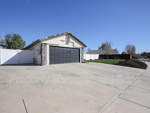 3rd image of 29190 Crestline Dr