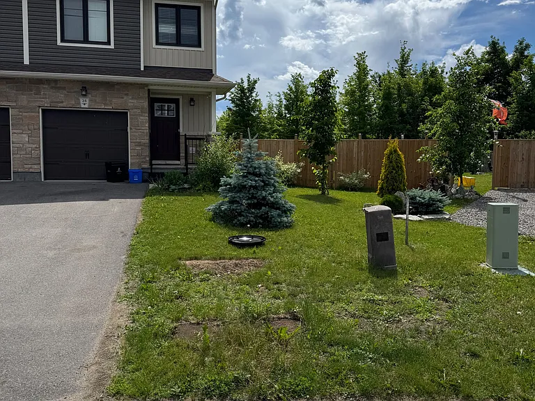 24 Staples Blvd — Photo 1