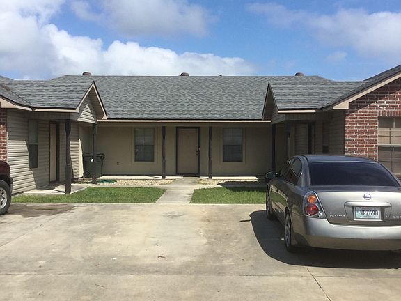 3rd image of 304 S Landry Dr #A