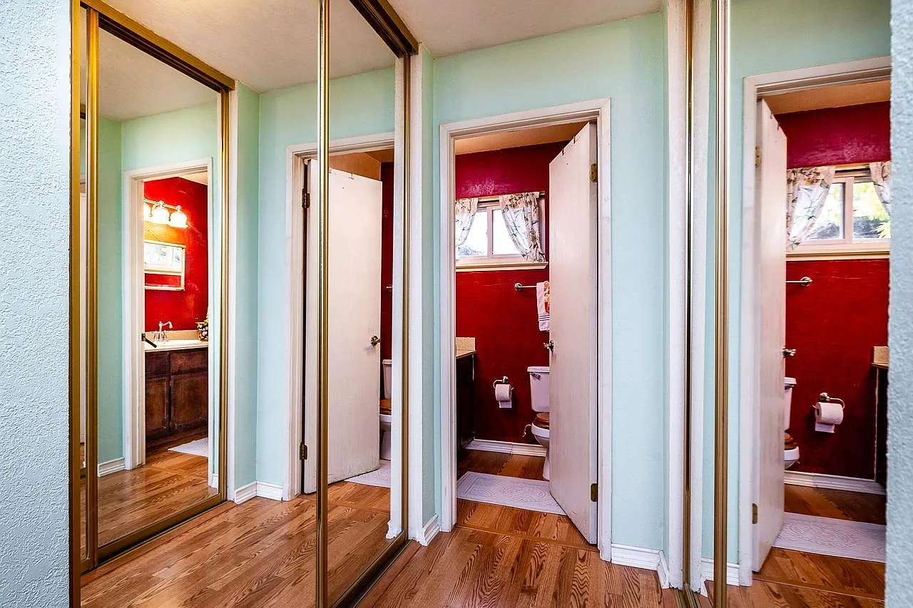 2734 Hurley Way — Photo 4