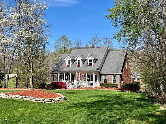 2nd image of 4181 N Foxcliff Dr