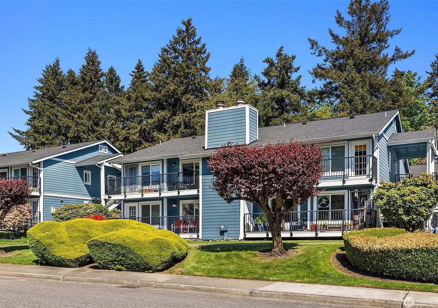 2 Bed 2 Bath Top-Floor Woodridge Condo with Sunset Views & 2-Car Garage — Photo 2