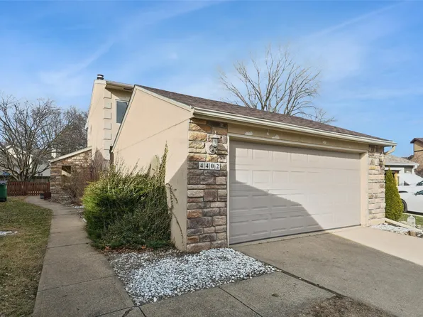 4402 NW Country Club Dr, Urbandale, IA 50322