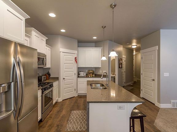 3rd image of 15311 S Tarawa Dr