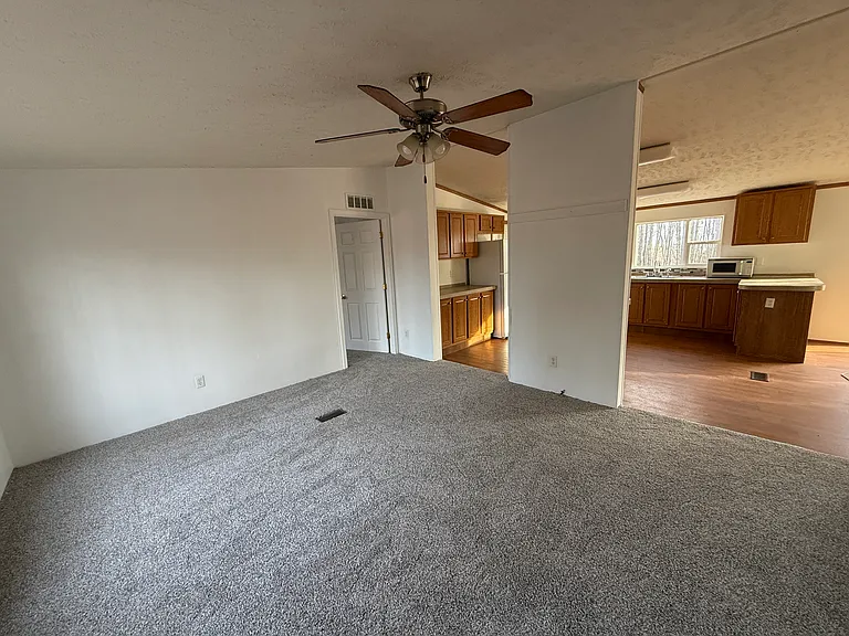 1308 Lees Mill Park Rd — Photo 3