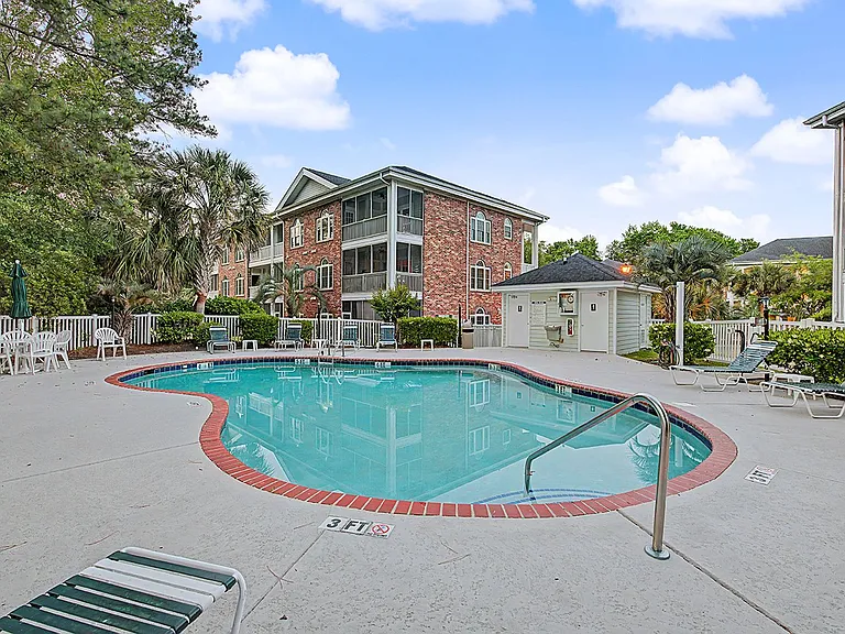670 Riverwalk Dr #302 — Photo 22