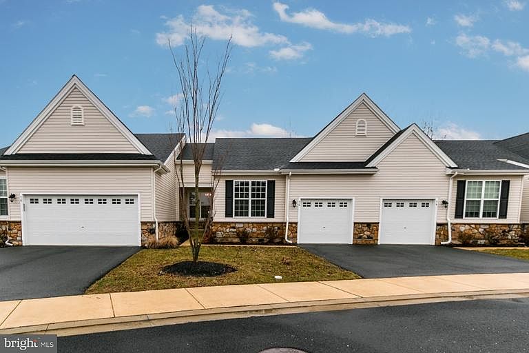 1st image of 56 Grand National Ln