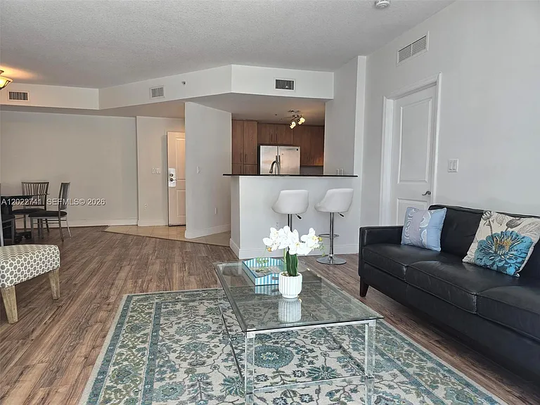7900 Harbor Island Dr #523 — Photo 14