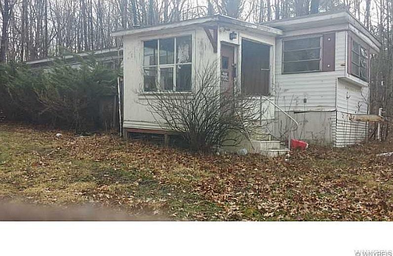 2nd image of 3252 Nunda Byersville Rd