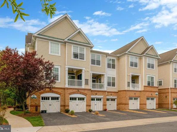 20385 Belmont Park Ter Unit 102, Ashburn, VA 20147