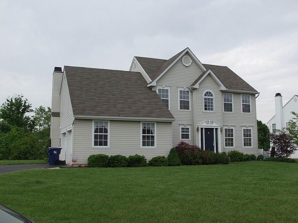 1st image of 2475 Davis Ct