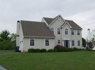 2475 Davis Ct, Quakertown, PA 18951