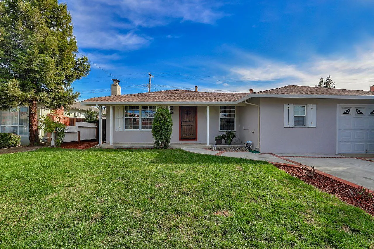 5104 Leigh Ave photo 1