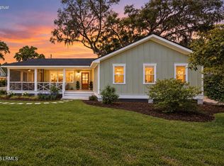 1613 Madrid Avenue, Port Royal, SC 29935