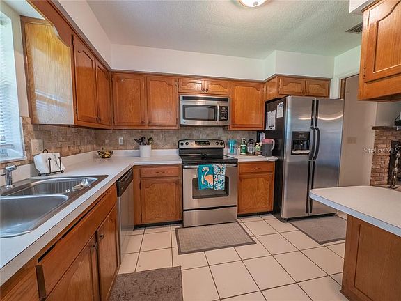5th image of 3007 Lake Arnold Pl