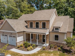 115 Stonehedge Dr, Carlisle, PA 17015