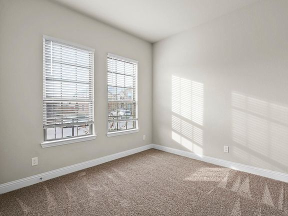 5th image of 1316 Hudson Ln