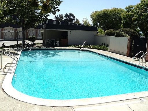 1st image of 995 Ponderosa Ave #D
