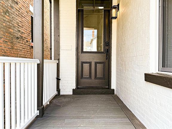3rd image of 1421 Chase Ave